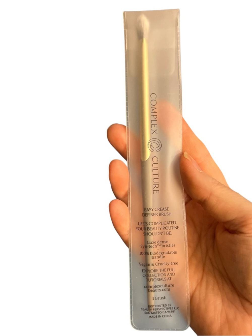 Complex Culture Eyeshadow Brush - Easy Crease Definer - Vegan NEW